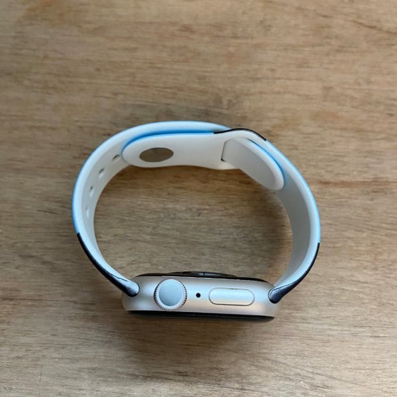 Apple Watch Sports Band - 41MM - Picture 8 of 10